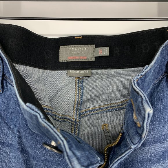 Torrid Jeans Bombshell Skinny Blue Distressed Denim Premium Stretch Raw Hem - Picture 5 of 12